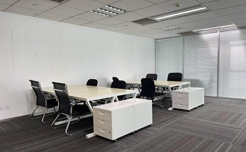 旺海国际 545m²办公室 3元/平/天